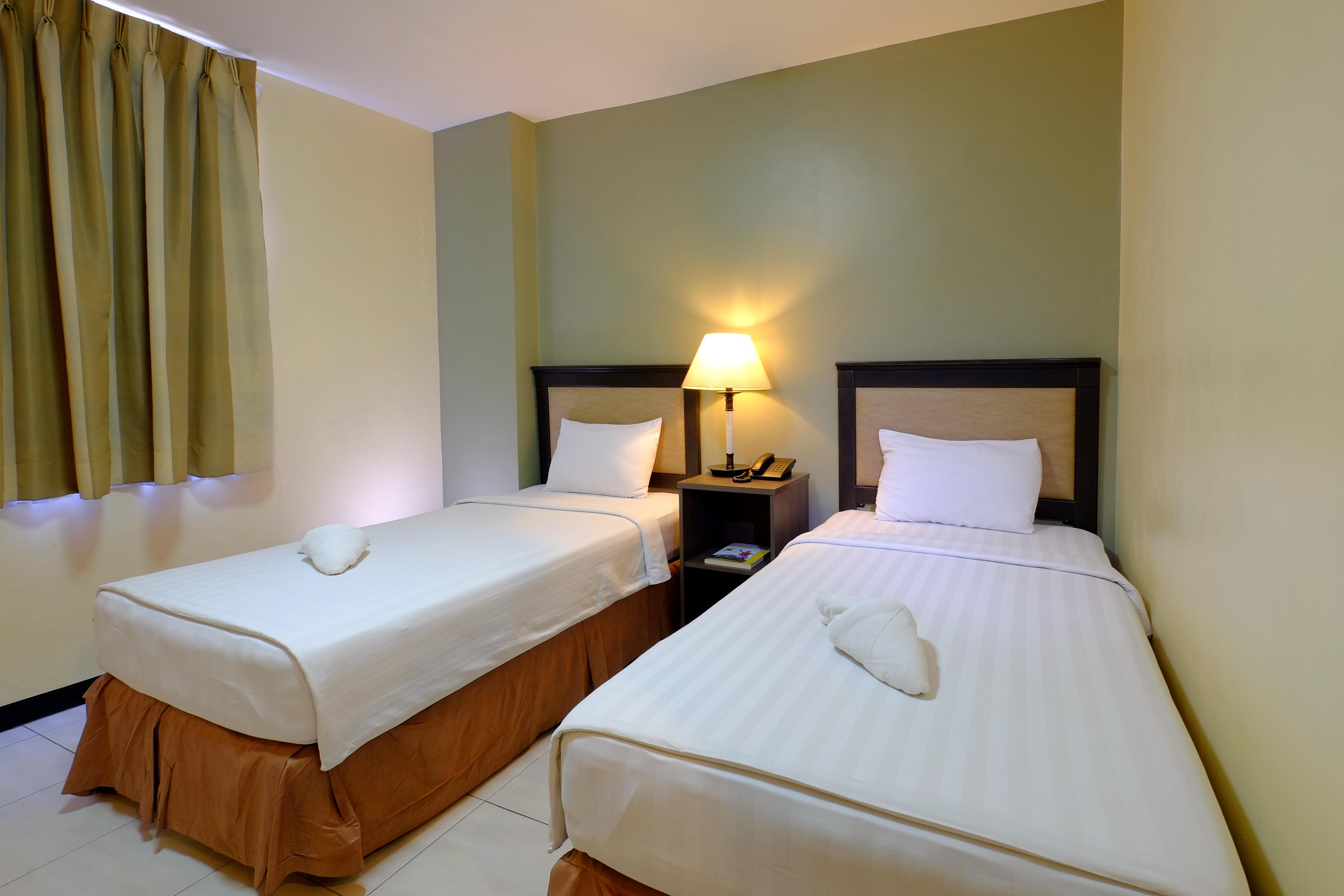 Oyo 187 The Maxwell Hotel Себу Экстерьер фото